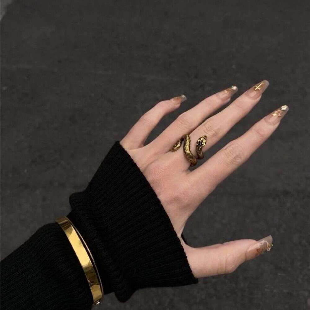 Unique Internet Celebrity New Dark Minimalist Gold Snake Niche Design Snake-shaped Ring for Women Punk Adjustable Trendy Cool