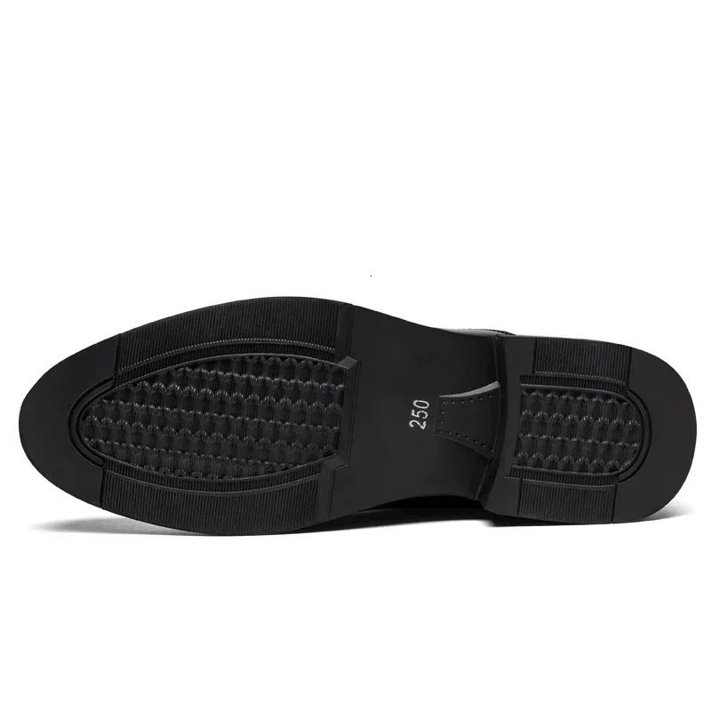 Men 3746 Mens Flat 6CM Heightening Elevator Shoes Business Formal Leather Shoes Man British Casual Wedding Suit Shoes 251010