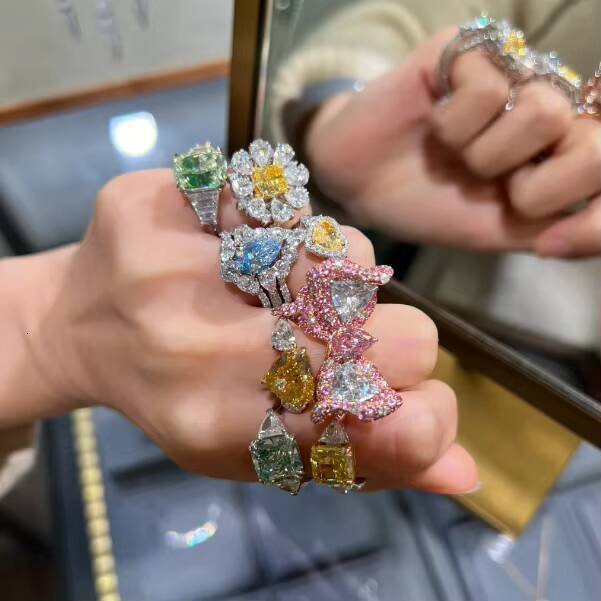 CVD Bespoke Factory Wholesale Laboratory Synthetic Artificial HPHT Cultured Diamond Ring Yellow Pink Blue Diamond Jewellery