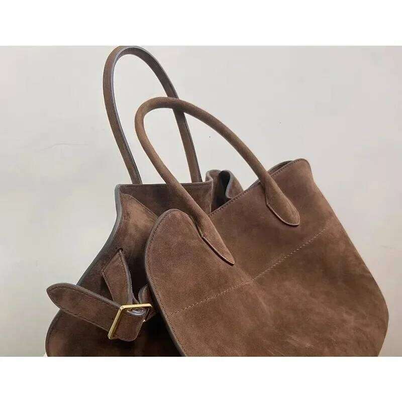 High Quality Tote Bag Ladies New Autumn Winter Package grade Niche Design Big Capacity Retro Commuter Purses Handbags