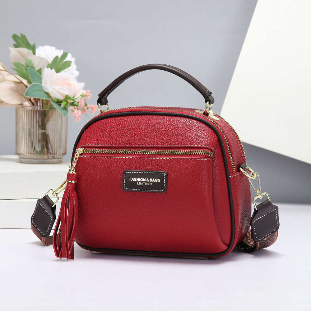 Crossbody for Women 2025 New High-Quality Texture Small Multi-Layer Pocket Round Bag Stylish Commuter Handbag
