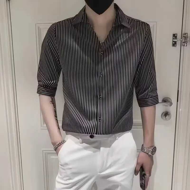 Premium Feel Vertical Stripes Mens Loose Fit SevenQuarter Sve Ice Silk irt Casual Sle Turndown Collar Open Cardigan J251017