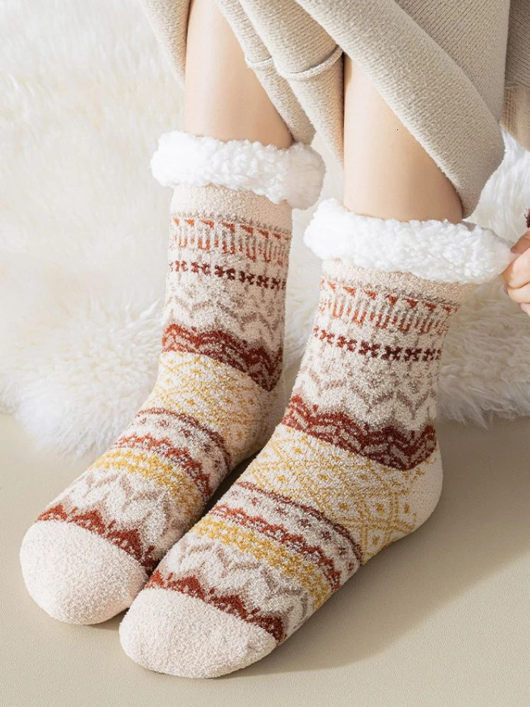 Lamb Wool Floor Socks Autumn and Winter Fleece Thickened Warm Nonslip Silicone Home Socks Ethnic Style Tube Socks 251017