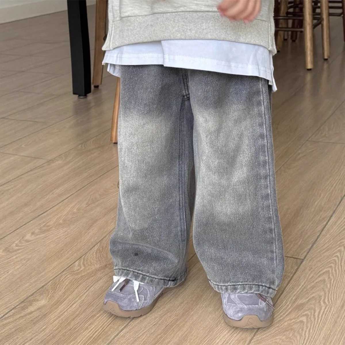 Autumn Children Girls Jeans Cotton Elastic Waist Infant Babys Girls Denim Pants Loose Retro Casual Toddler Girls Wide Leg PantsT251017