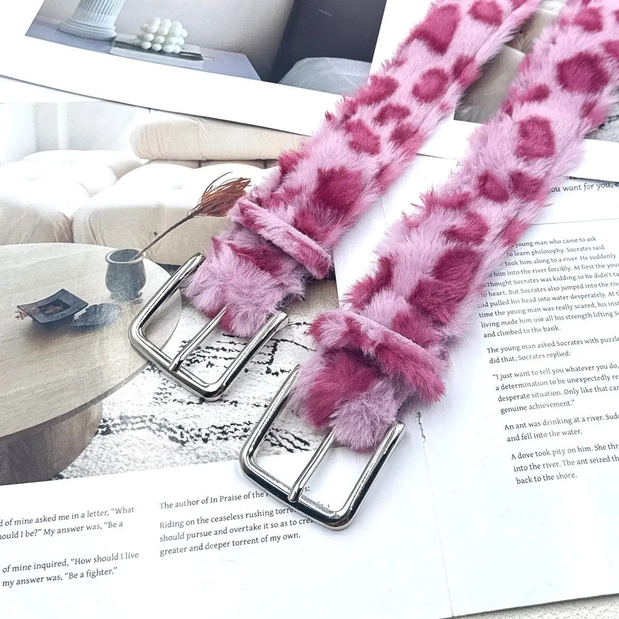 Original Y2K n leopard print belt for trendy girls subculture plush accessory Rustic fur hat Retro leather belt 251010