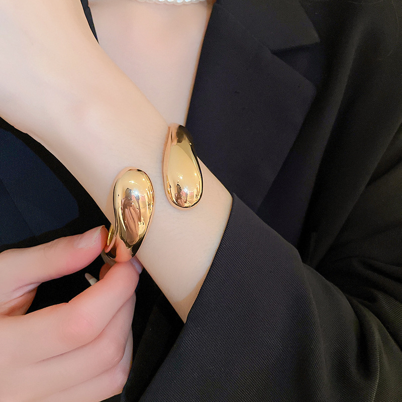 Adjustable Metal Open Niche Minimalist Cool Style Bracelet Simple High-end Feel Women's Jewelry