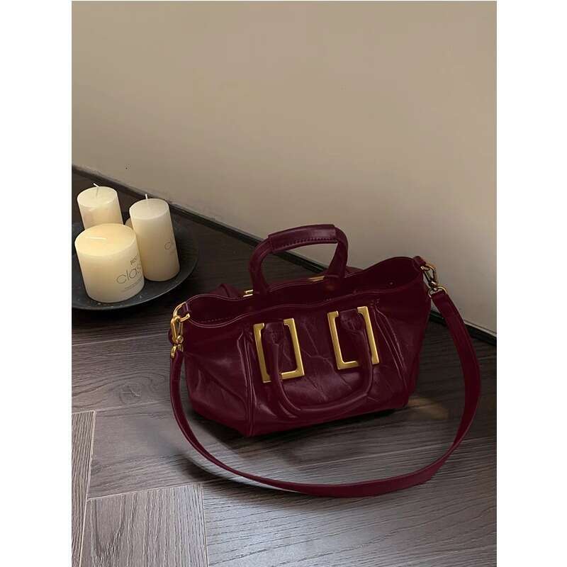 Niche Designer Bags Red Tote for Women 2025 New Early Autumn High-Quality Designer Bags Texture Bridal Handbag Wedding Bag