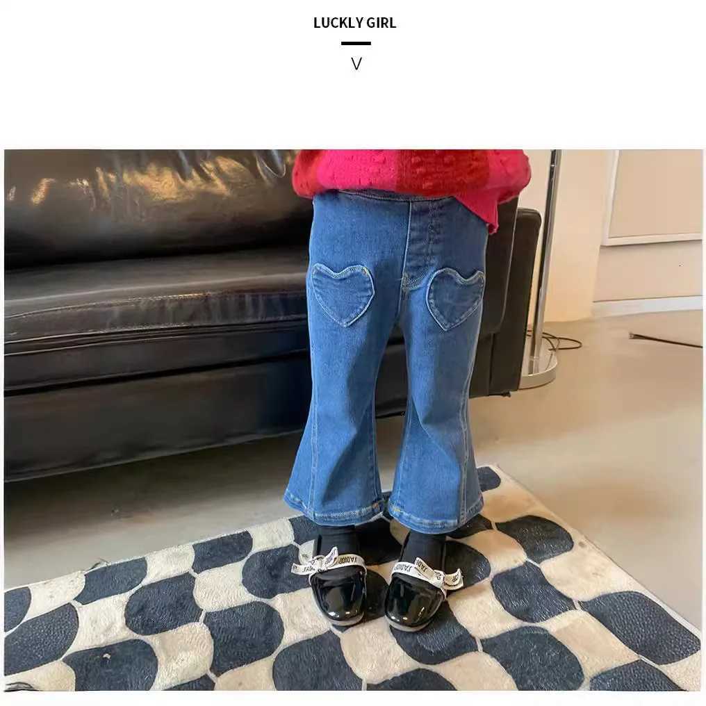 Girls denim flared pants Korean version 2025 spring and autumn new womens pants medium and childrens microelastic jeans oT251017