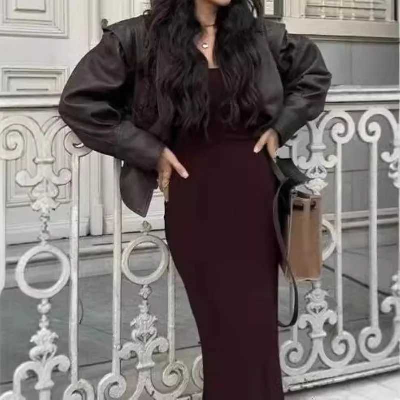 New in Jackets Retro PU Leather Lapel Short Jacket Women Fashion Waistcinching Brown Jacket with Belt Long Sleeves Womens CoatT251017