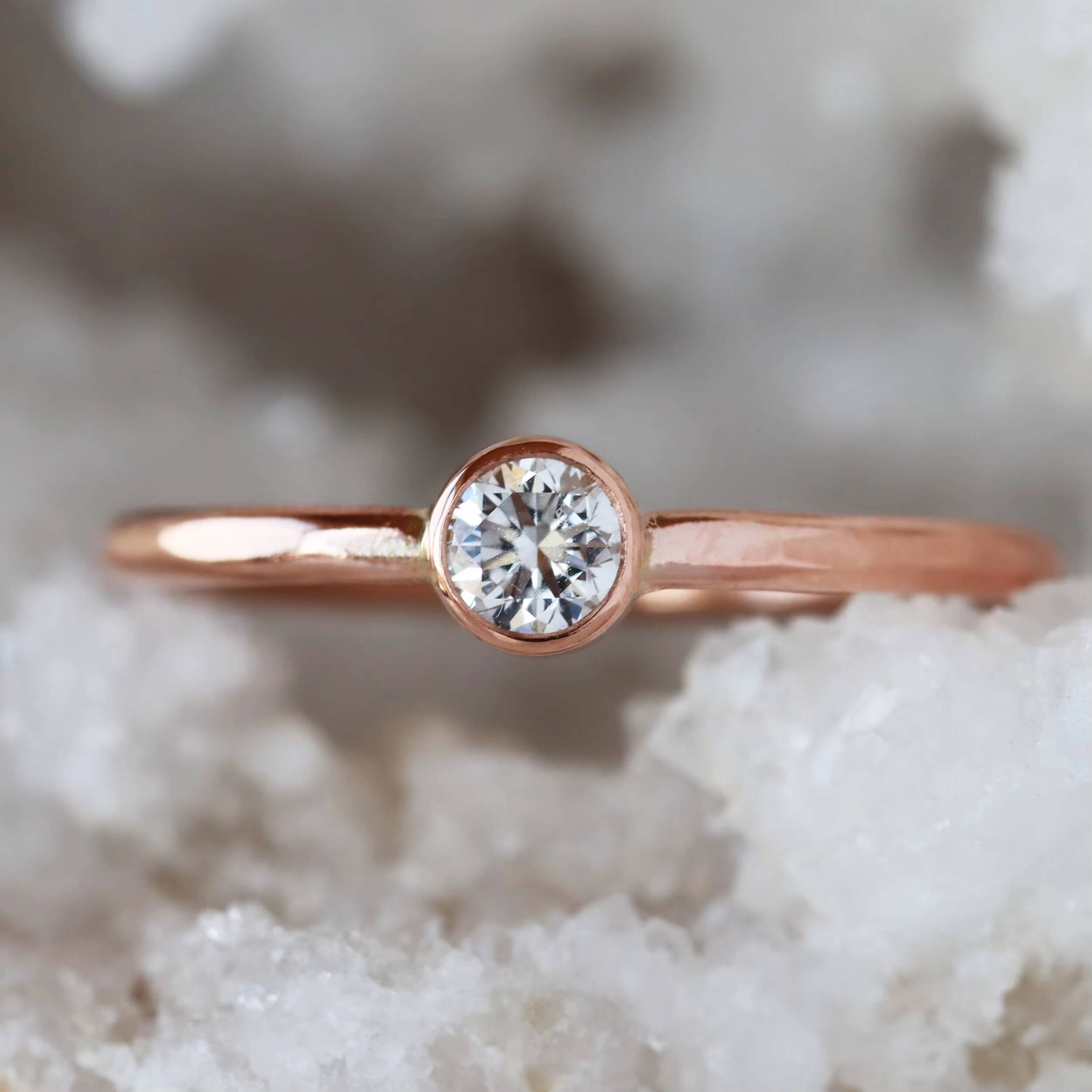 Speedin Factory Price IGI Certificated Manufacturer Round Cut Ring 14K Rose Gold Classic Wedding Lab Diamond Promise Ring