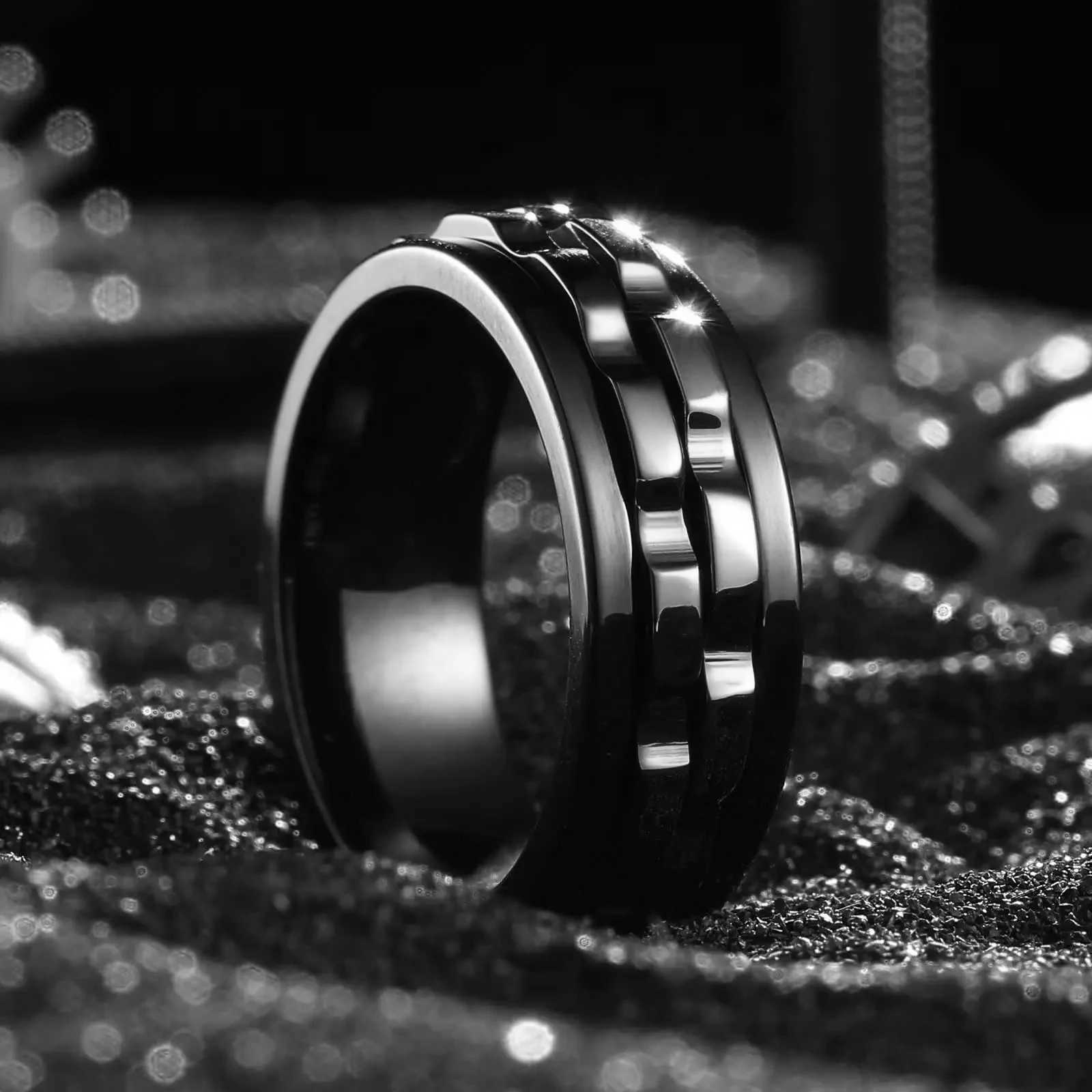 Fashion Punk Style Gear Rotating Anxiety Fidget Ring Titanium Steel Chain Spinner Rings For Men Rock Biker Wedding Party Jewelry Z251017