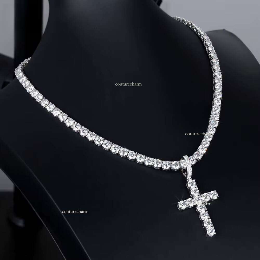 5mm 0.5ct Ice Out Silicon Stone GRA Charm fashion Necklace Religious Christian Cross Pendant