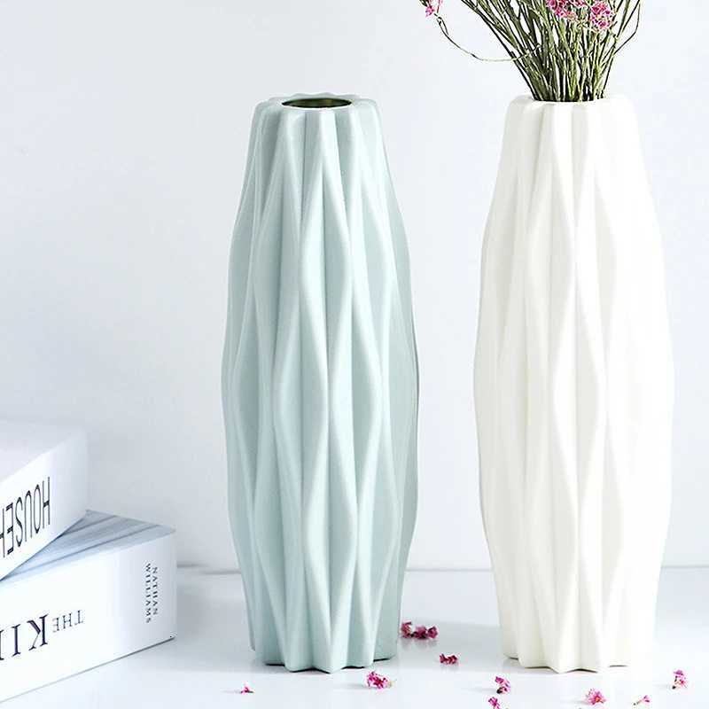 NEW 21cm Modern Flower Vase White Pink Green Plastic Vase Nordic Home Living Room Decoration Ornament Flower Arrangement Decor C251017