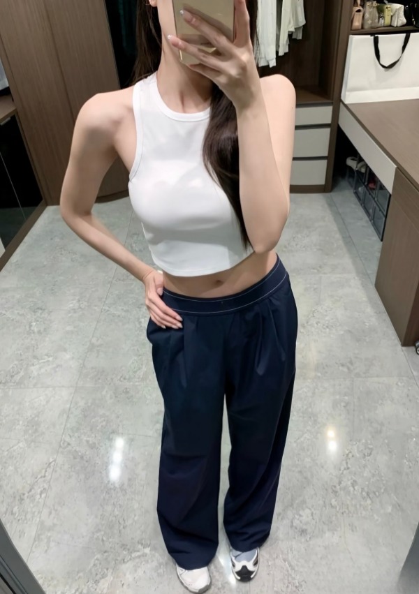 Breathable Quick Drying Black Yoga Pants Sporty Pants in High Fashion Navy Blue Sweatpants Women Elastic Waist Loose Sports Fitness Casual Pants for W