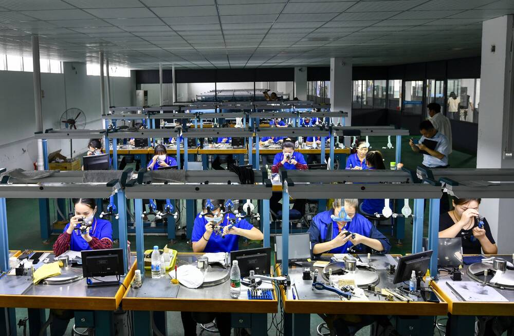 SPEEDIN High Jewelry IGI GIA Certified Customization 2 Carat Radiant Diamond Ring Lab Grown Diamond Engagement Ring