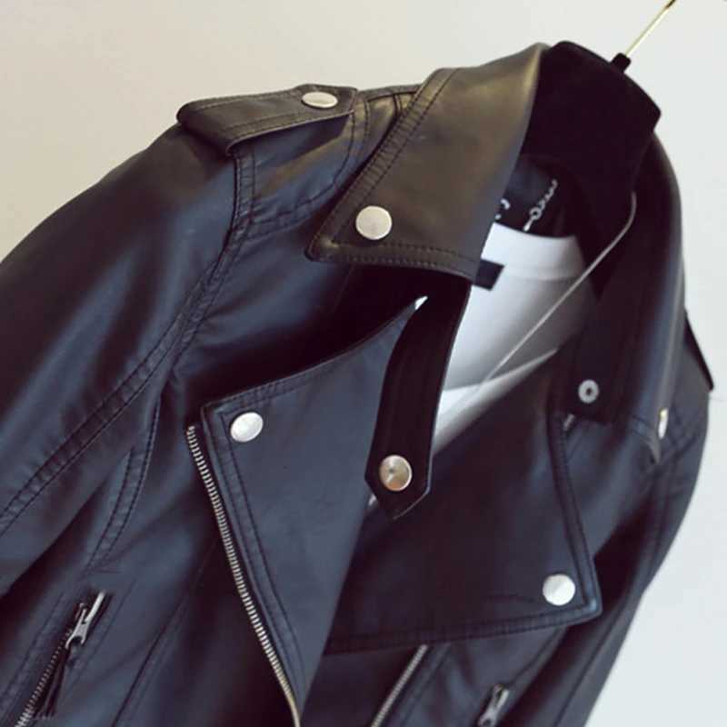 Faux Leather Jacket Women 2025 Spring Autumn Female Loose PU Classic Moto Biker Jacket Lady Basic Coat Plus Size OuterwearT251017