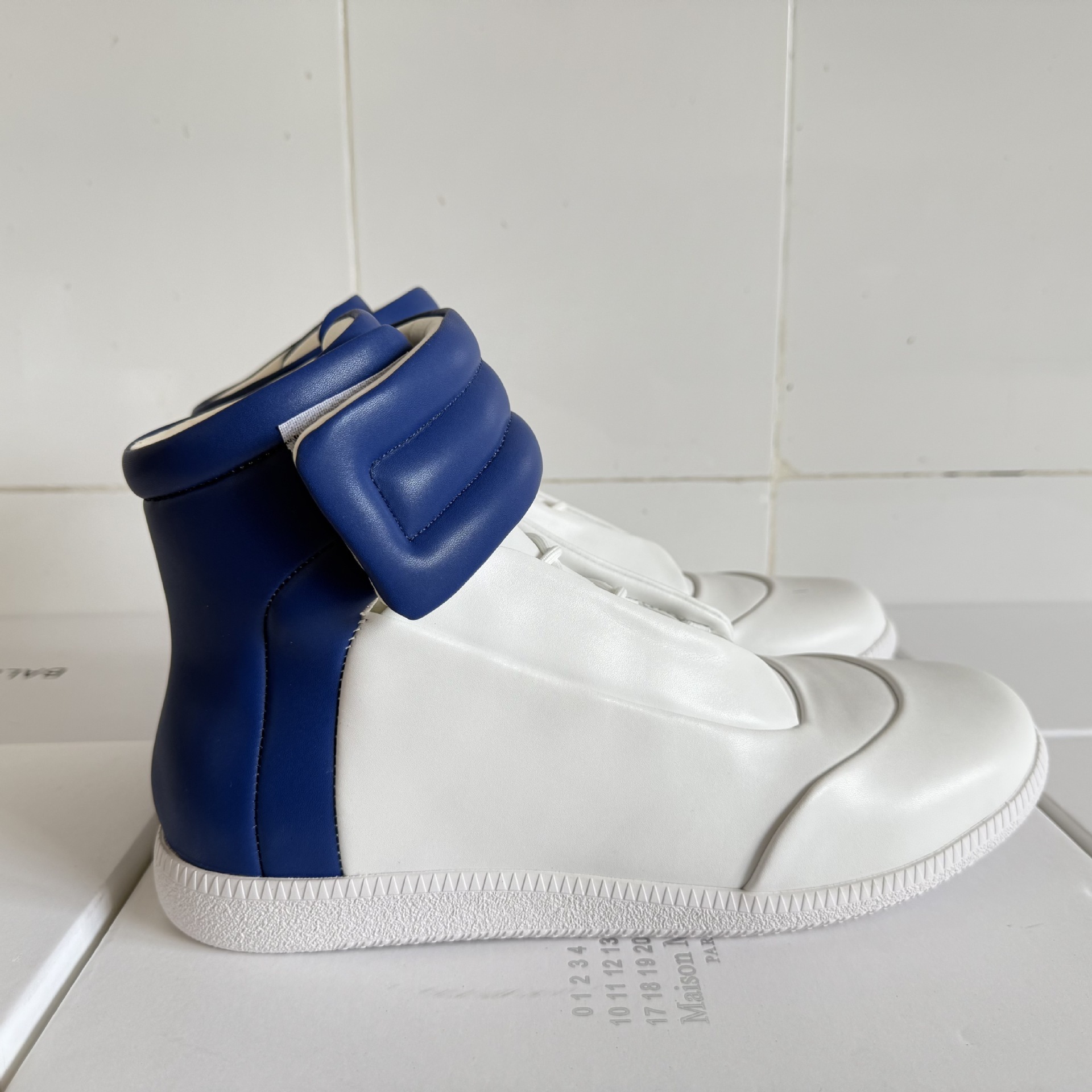 Shoes Beach Martines Boots Versatile Unisex Genuine Leather Flatl Sports Training