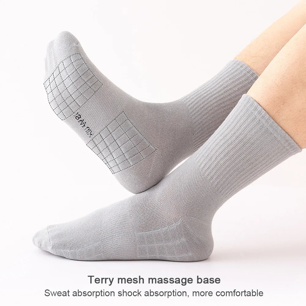 5 Pairs Mens Tube Socks 100 Cotton Solid Colour Sweat Antiodour Outdoor Sports Socks Autumn Winter Black White Warm Socks 251017