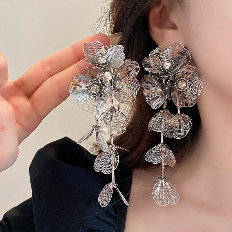 FTCY Bohemian Flower Tassel Earrings for Women Vintage Gold Color Exaggerated Hanging Earring Party Jewelry Gift 251016