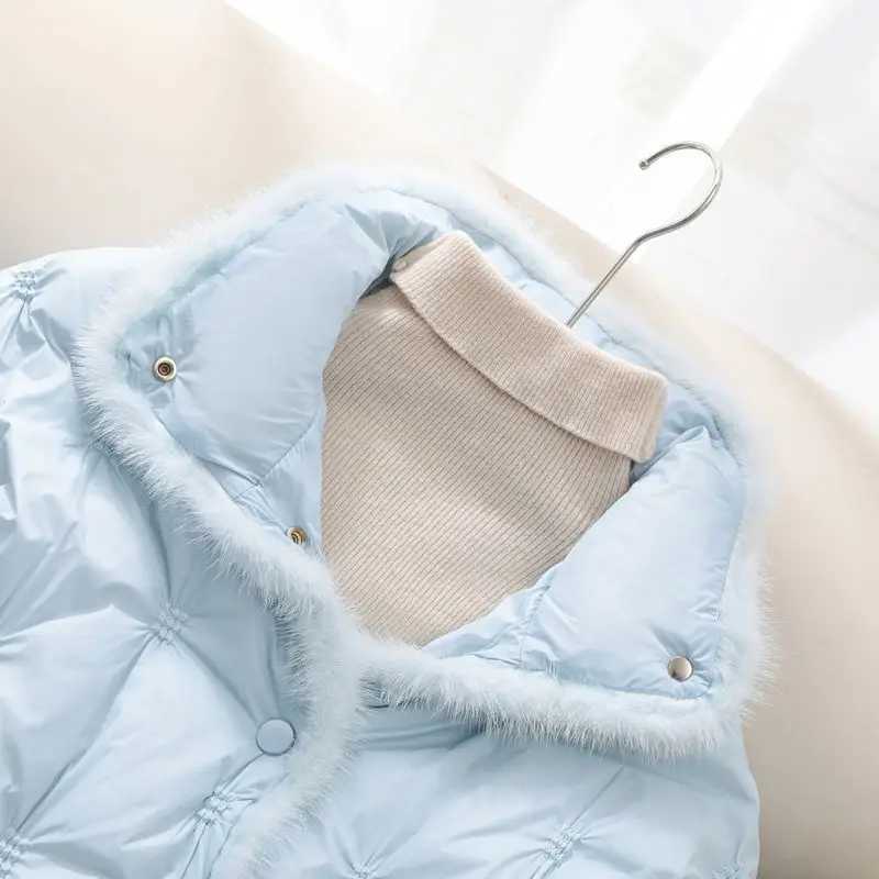 Mink Hair Embroidered Light and Thin Down Jacket for Womens Short Standing Collar Large Pocket Jacket Autumnwinter New Lingge W251016