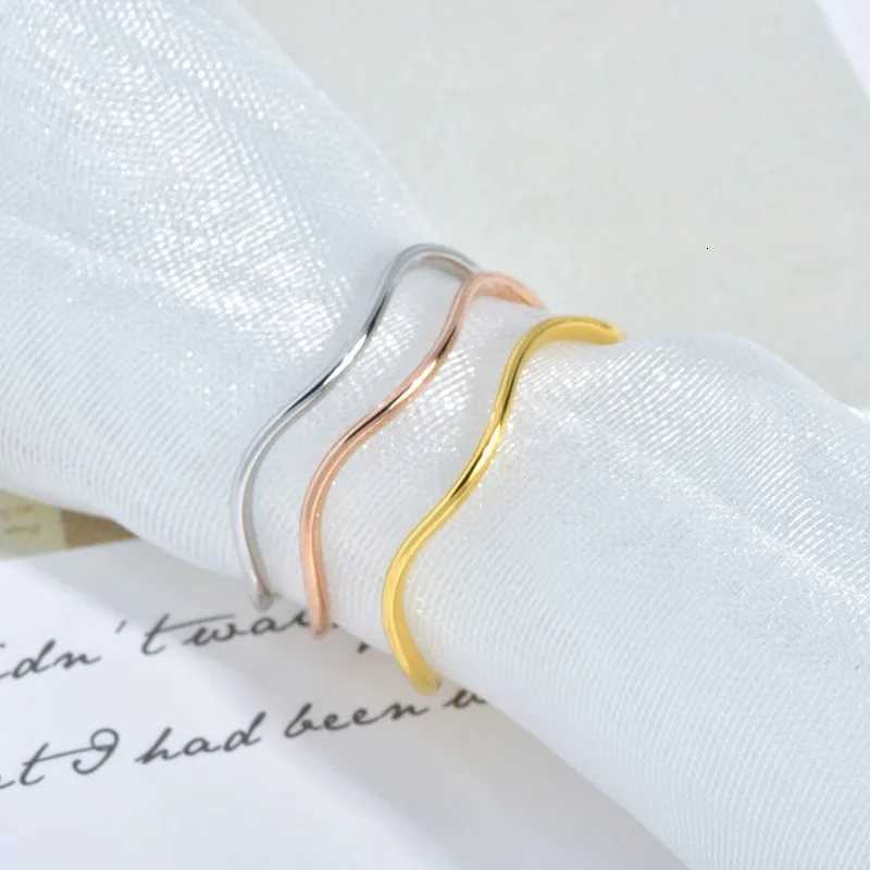 1mm Thin Stainless Steel Wave Ring Wedding Band for Women Girl Size 412W251017