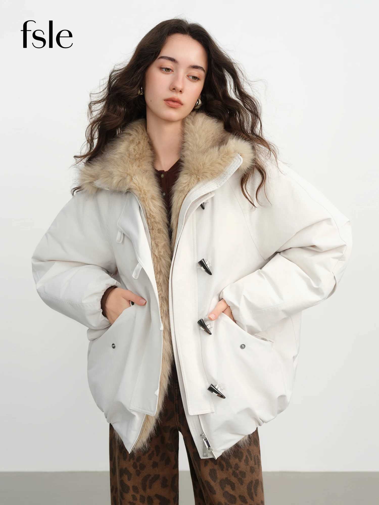 FSLE 2025 Winter Women Short Barn Style Jacket Oversized Utility Parka Coat Plush Fur Collar MultiPockets for Casual Comfort W251016