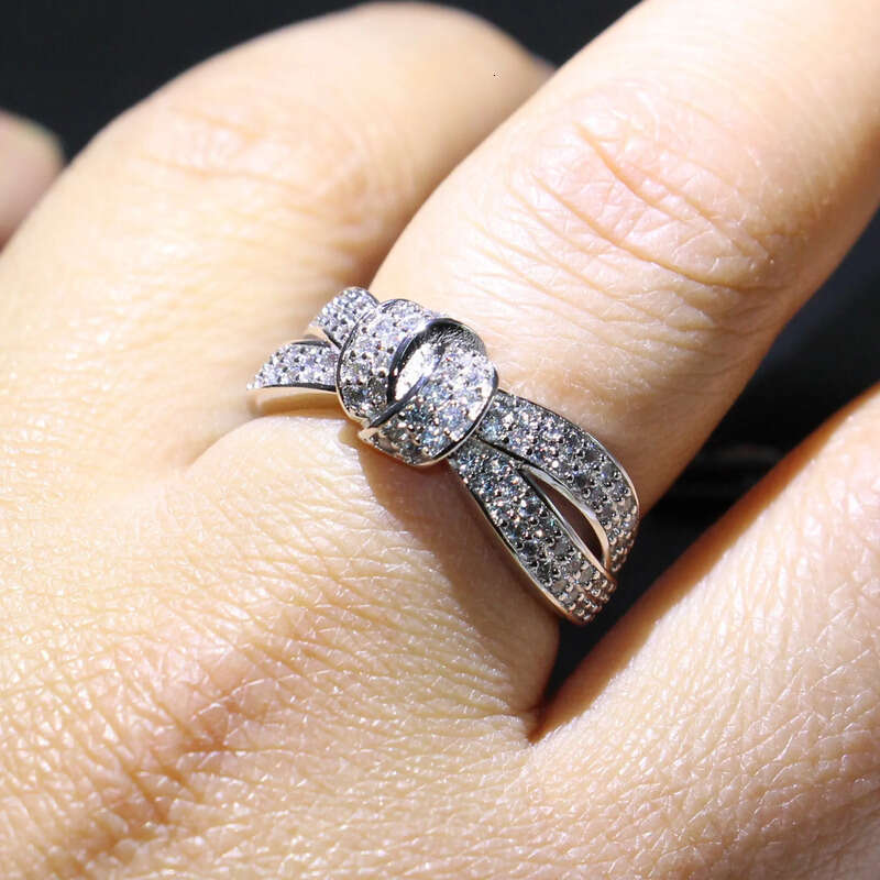 Choucong New Stunning Jewelry Sterling Sier White Clear Pave Cubic Zirconia Wedding Engagement Band Belt Ring fr Women Gift