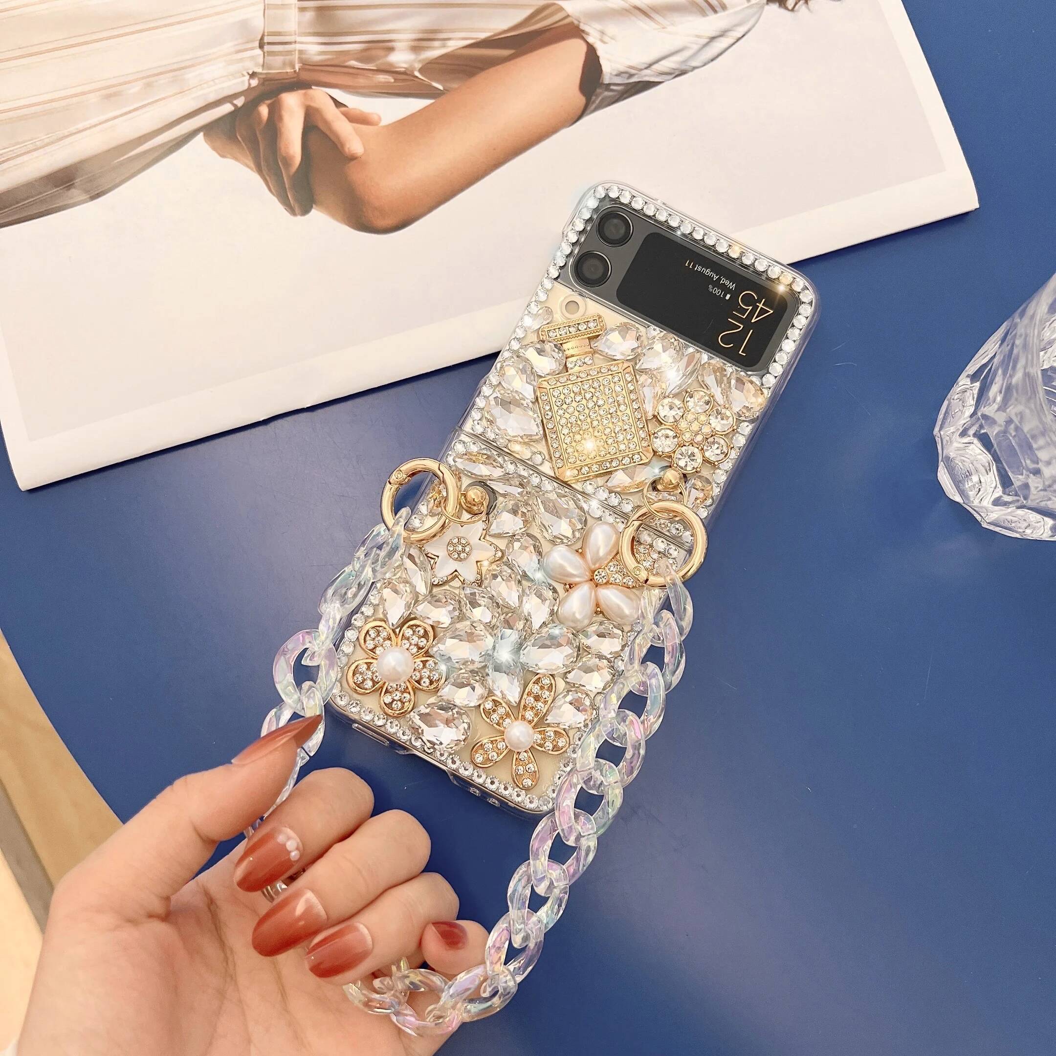 For Samsung Galaxy Z Flip 6 5 4 3 5G F7110 F7070 Rhinestones Crystal Pearl Crown Flower Wrist Phone Case Cover