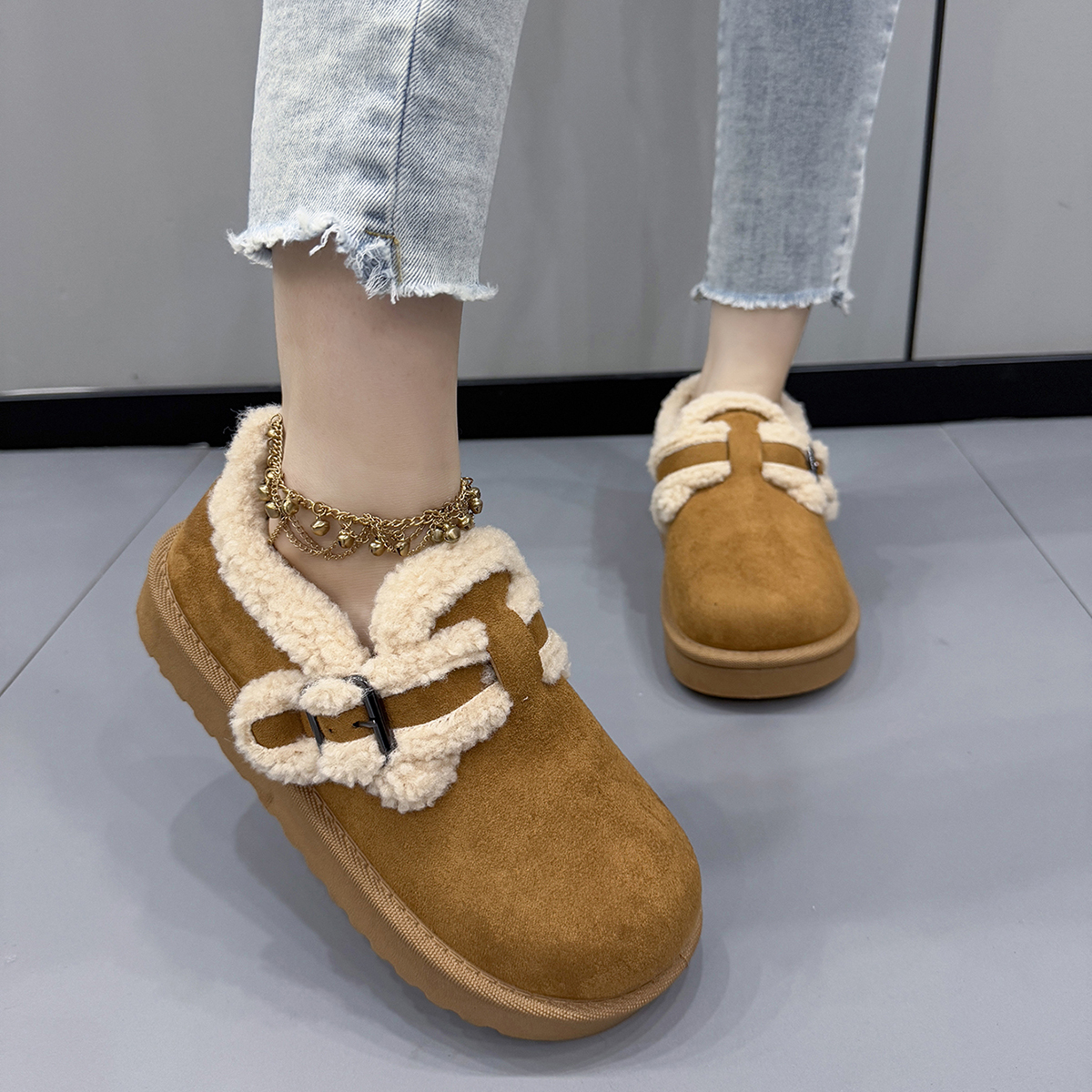 Women's Short Calf-Length Boots with Cushioned Heels & Fleece Lining for Comfort