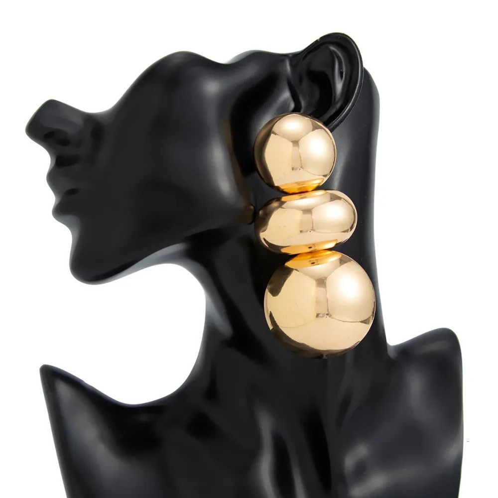 Retro Exaggerated Geometric Round Earrings for Women European American Style Large Earrings Party Travel Jewelry Gift 251016