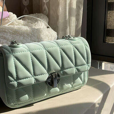 2025 Same Style Niche High-End Chain Women's Quilted Single Shoulder Crossbody Commuter Underarm Small Square Bag,designer bag Luxury Bag bag tot