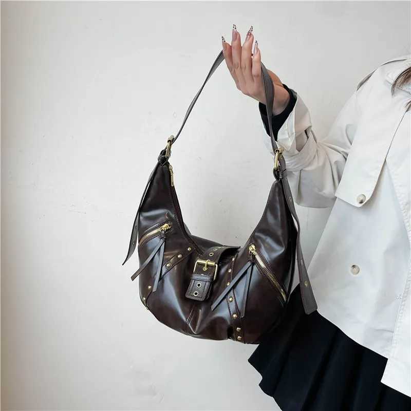 MOODS Biker Style Shoder Bags For Wen s Decored Soft PU Leather Crossbody Hobo Bag 2025 Lat Trends Designer Handbags D251017