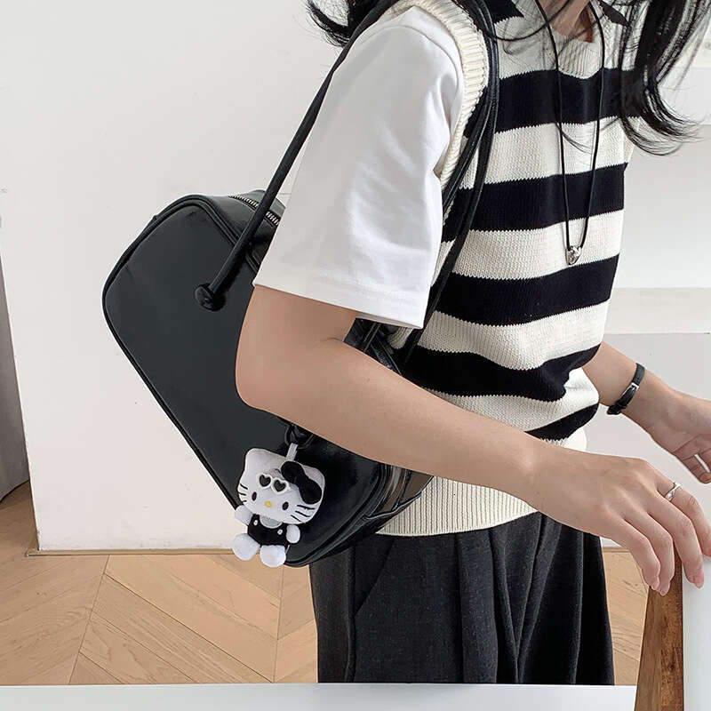 Autumn New Oil Wax Leather Boston Small Square Korean Style Large Capacity Commuter Fashion Single Shoulder Bag For Women B5