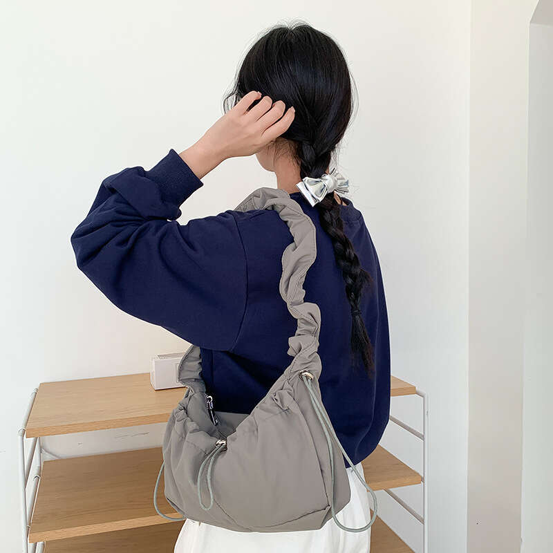 Pleated Underarm Cloud Elegant Simple Korean Style Single Shoulder For Women High-End Niche Nylon Bag Commuting Versatile B5