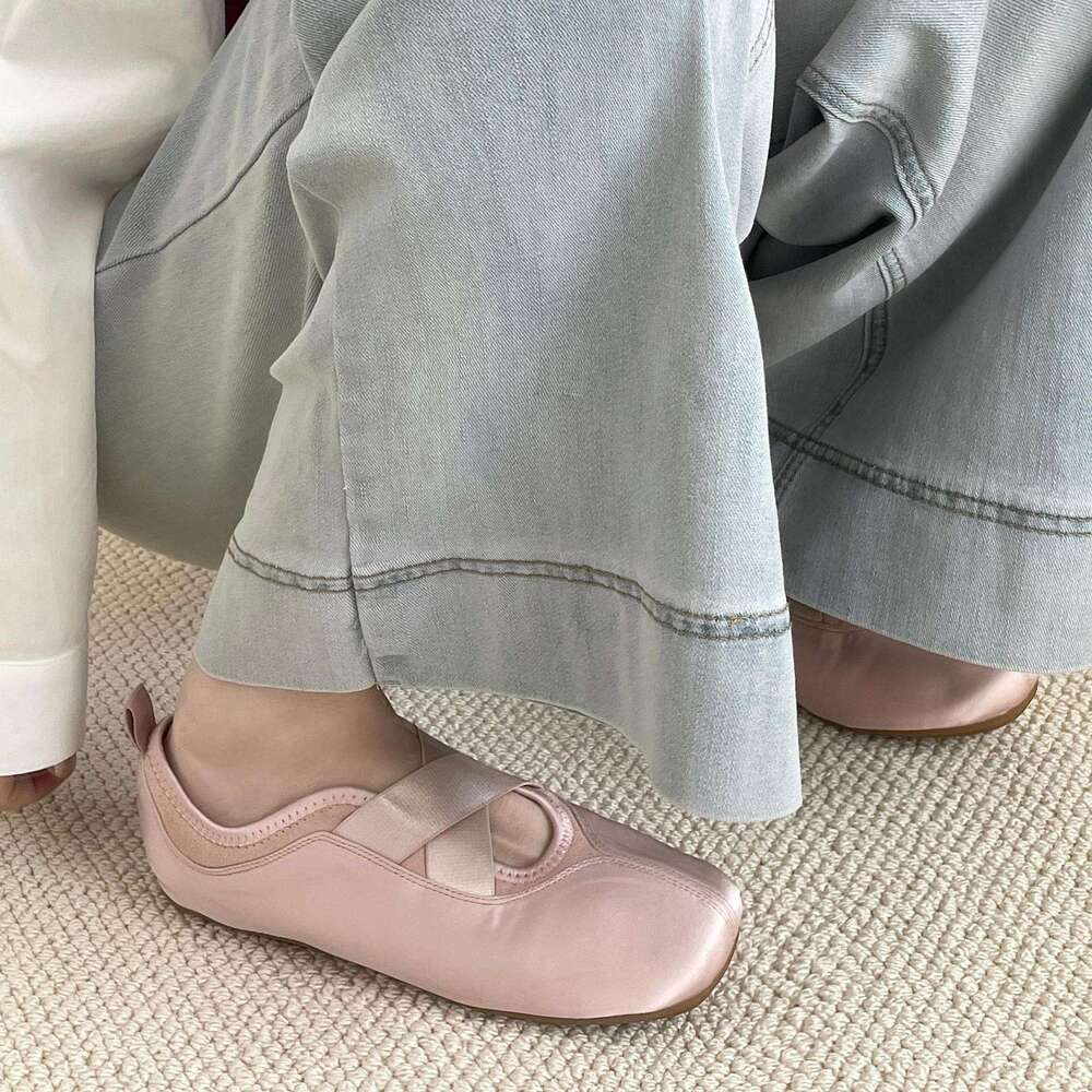 2025 New Women's Designer Shoe - Pink French Mary Jane Ballet Flats, Soft Sole Shallow Mouth with Ultra-Comfortable Fit