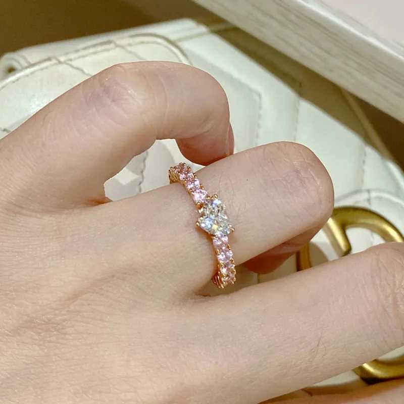 Sweet Love Diamond Ring Womens S925 Silver Gold Plated Powder White Diamond Fashion Commuting Simple Elegant Versatile Sterling Z251017