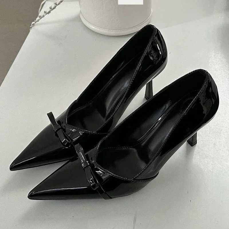 High Quality Patent Leather Women Pumps Sexy Pointed Toe High Heels Bow Designer Mules Loafers Elegant Banquet Heeled Sandals Z251015