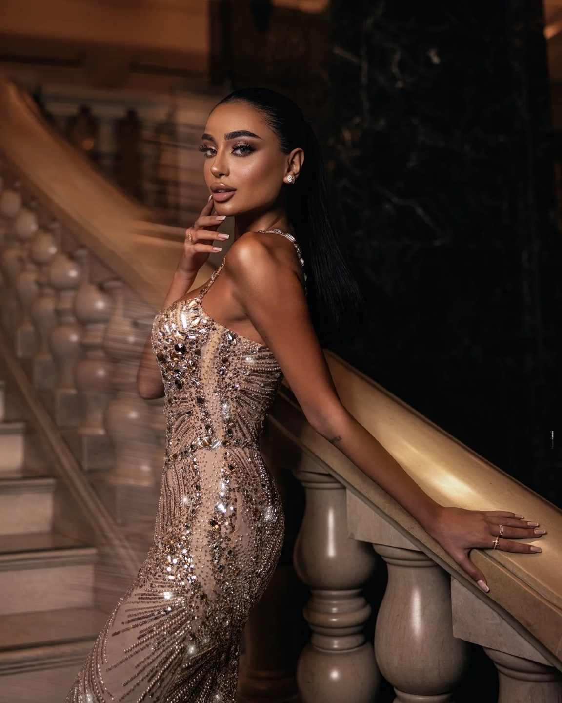 Exquisite Sequins Mermaid Evening Dresses Spaghetti Strap Sweep Train Prom Gowns Beadeds Formal Party Customized