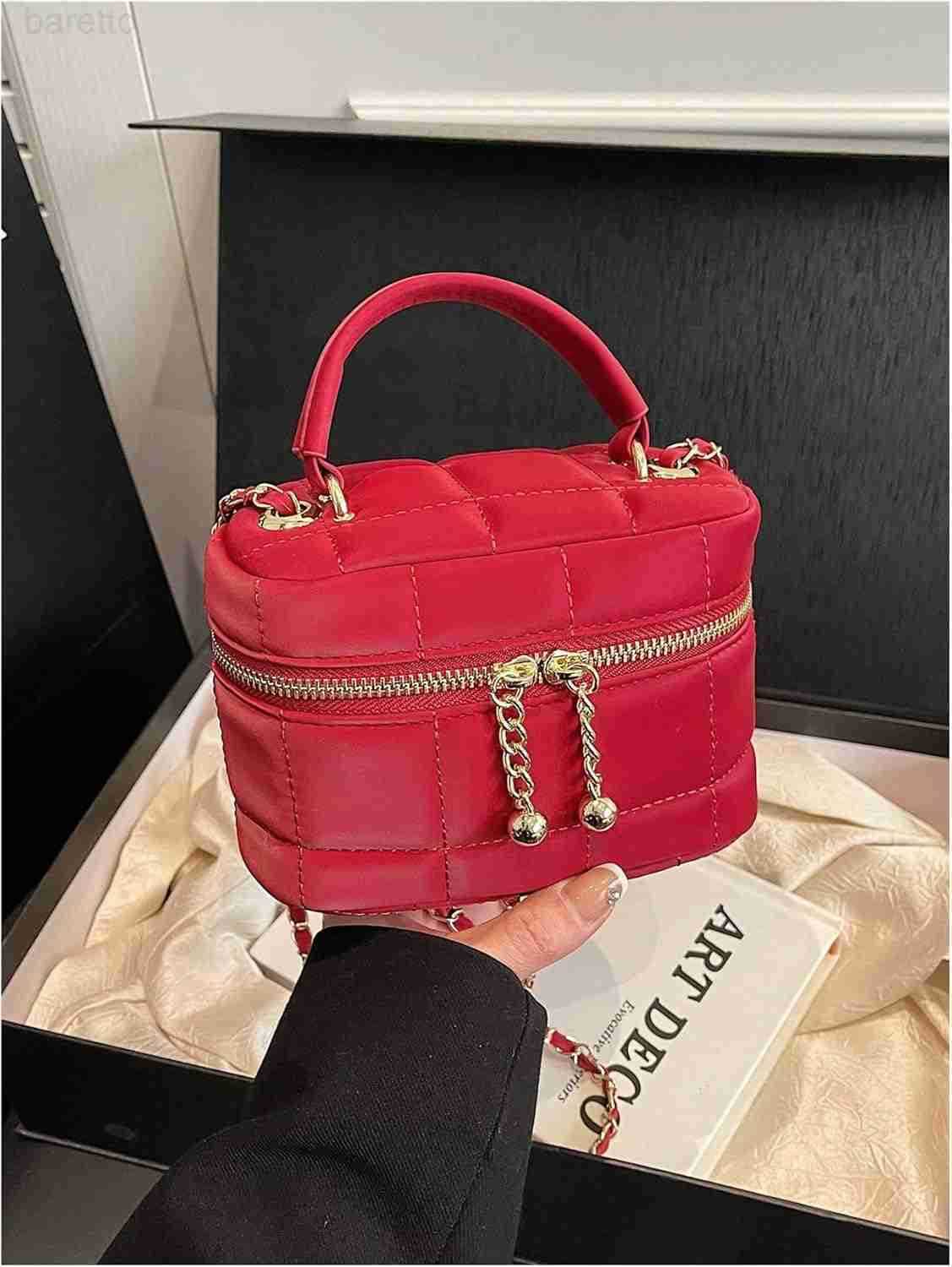 Womens Square Mini Bucket Quilted Crossbody Hobo Bag Satchel Purse with Chain Strap Z251017