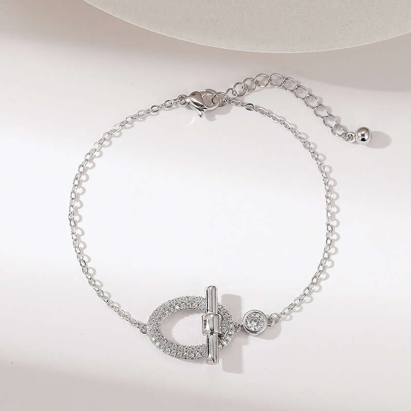 Small Q-shaped Pig Nose Simple Exquisite Super Shiny Full Dia Niche High-end K Gold Bracelet New Jewelry