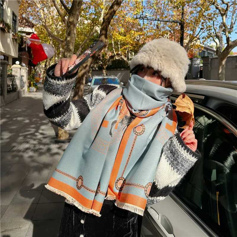 Womens Autumn and Winter Carriages Imitation Cashmere Doublesided Air Conditioner Shawl Thickened Warm ScarvesTrend Outside C251017