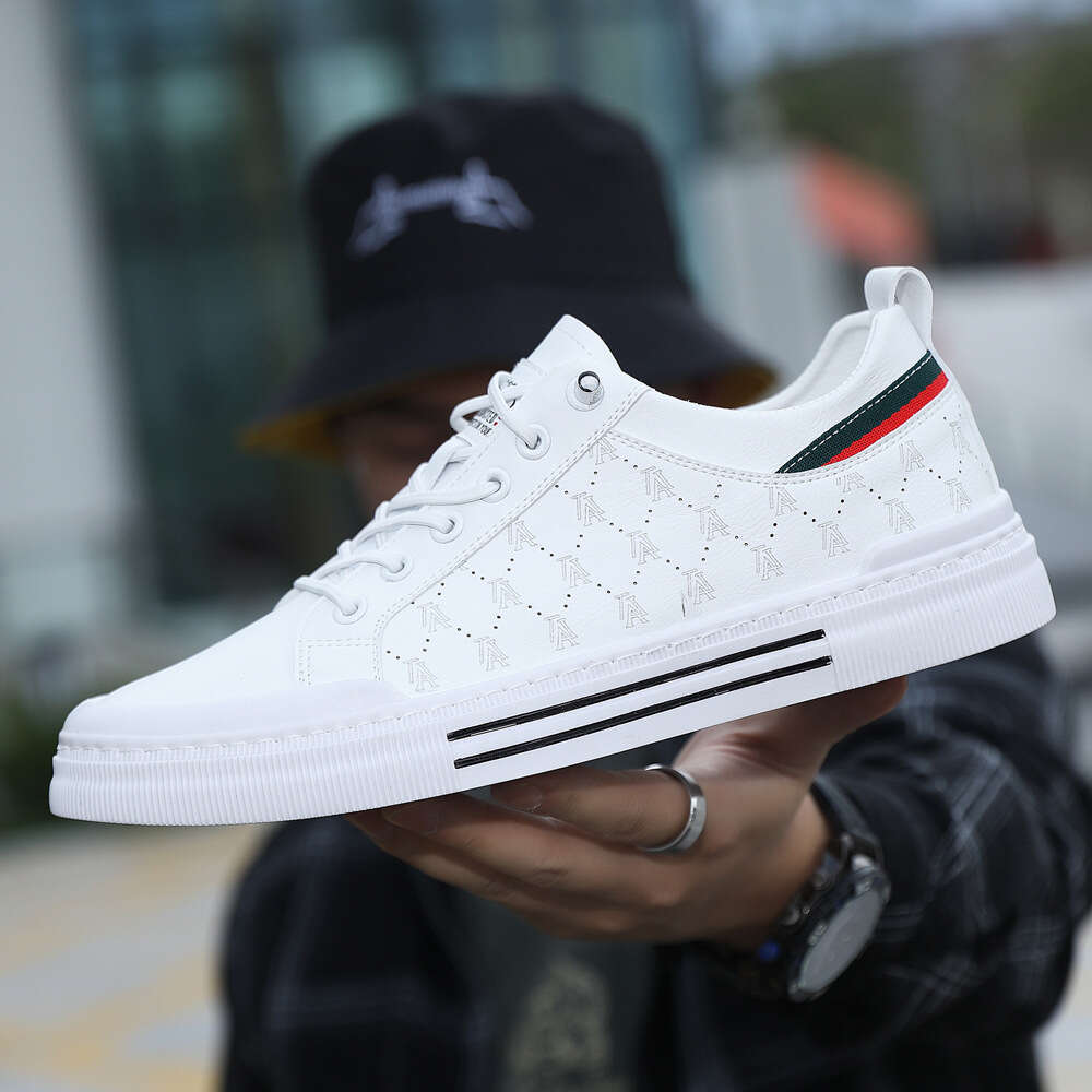 Dou Chuan Spring And Autumn Breathable White Sneakers 2023 New Trendy Korean Fashion Casual Board new Men's Shoes