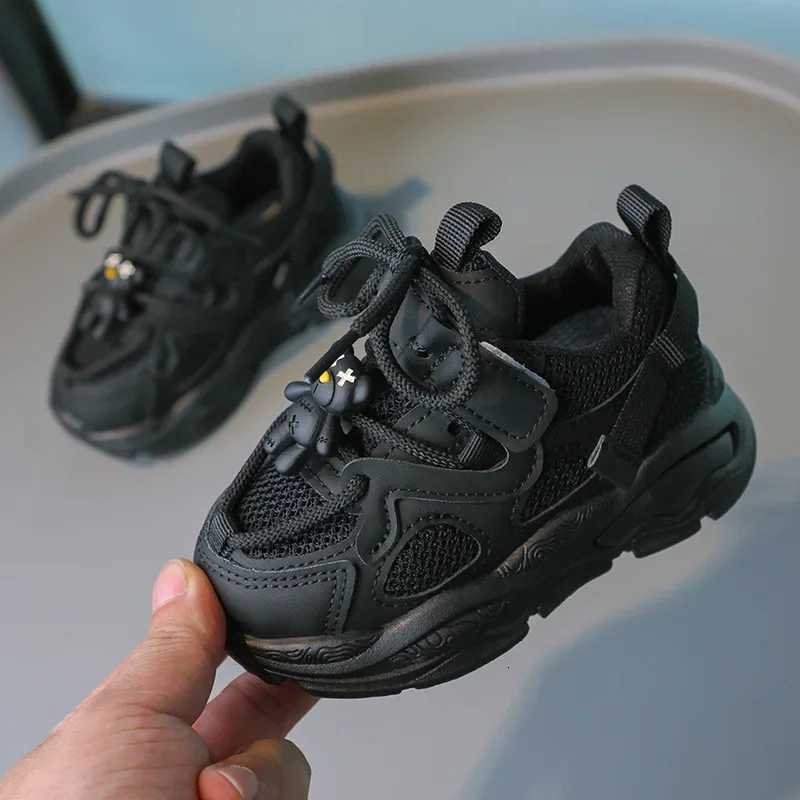 New 2025 Kids Mesh Breathable Sneakers Boys Girls Sport Shoes Korean Style Cute Bear Toddler Shoes Childrens Outdoor FootwearT251017