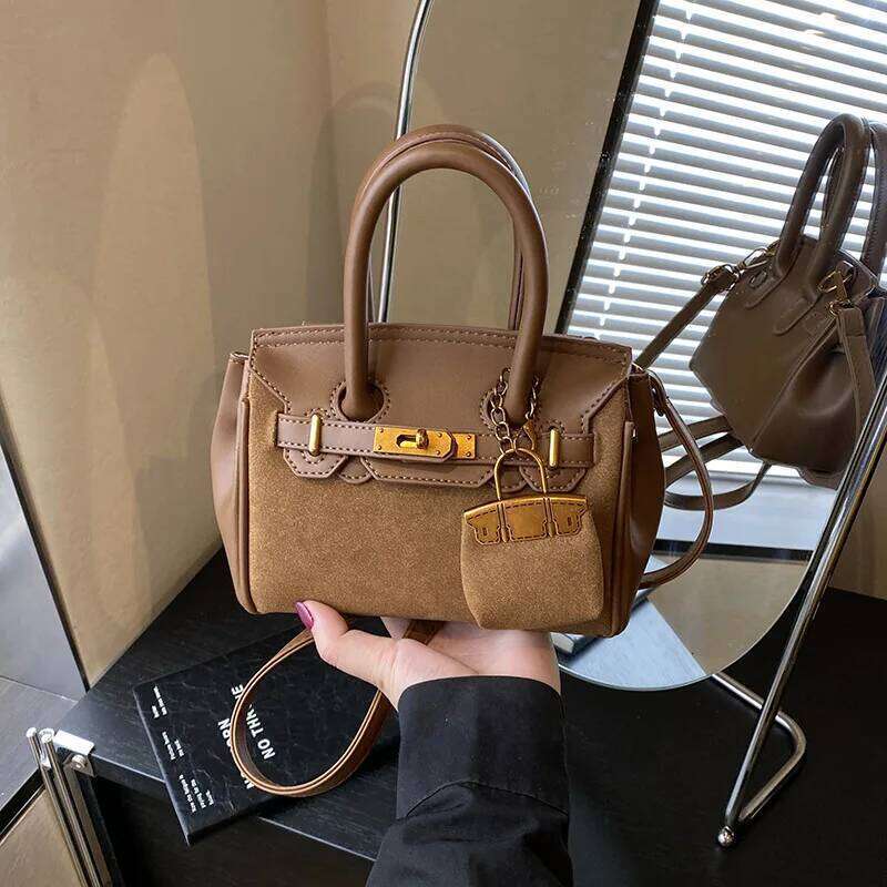 Designer bag French Vintage Style Suede Tote Women 2025 Fall New Designer Bag Fashion Crossbody Shoulder Bags for Woman