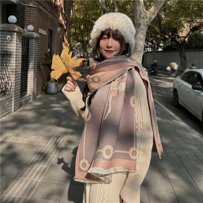 Womens Autumn and Winter Carriages Imitation Cashmere Doublesided Air Conditioner Shawl Thickened Warm ScarvesTrend Outside C251017