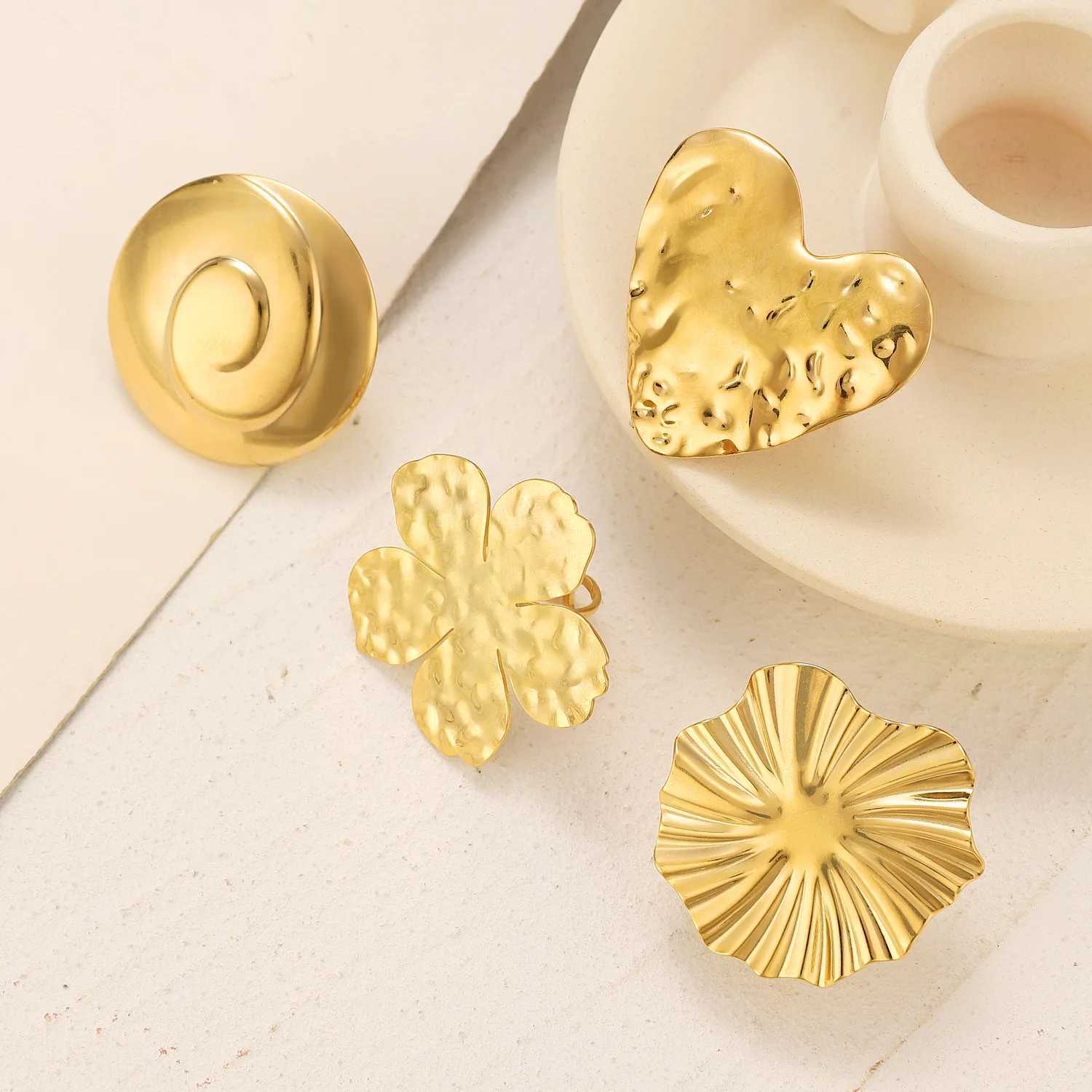 Stainless Steel Metal Texture Rings for Women Girls Exaggerated Flower Sunflower Starfish Open Rings Party Jewelry Gifts 2024W251017
