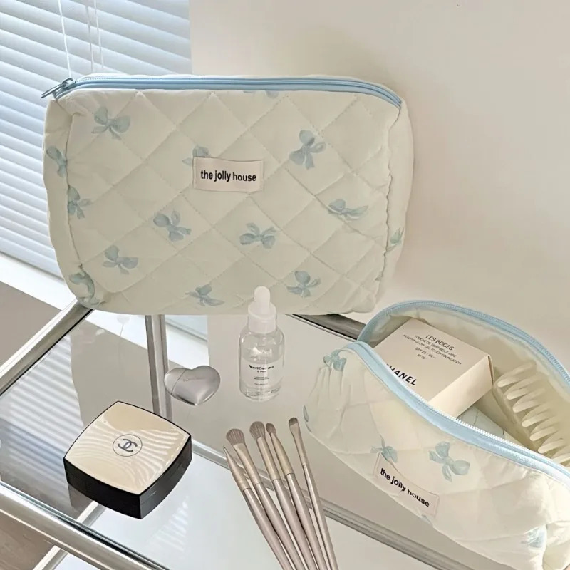 Cute Bow Flower Quilting Cotton Makeup Bag Women Zipper Cosmetic Organizer Female Cloth Handbag Portable Toiletry Case for Girls251011