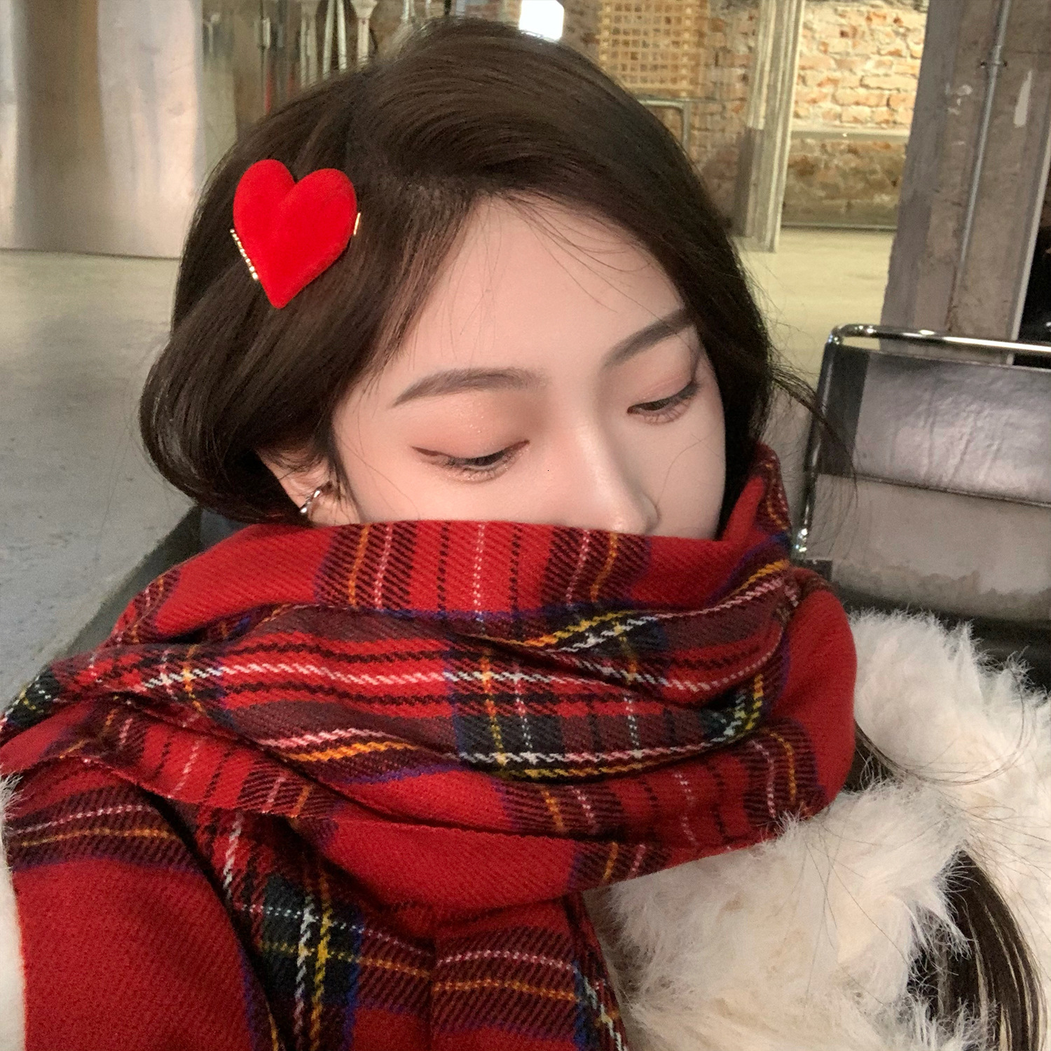 Korean Style Red Plaid Tassel Christmas Scarf Atmosphere Birthday Gift Winter Versatile Student Couple Shawl Trendy