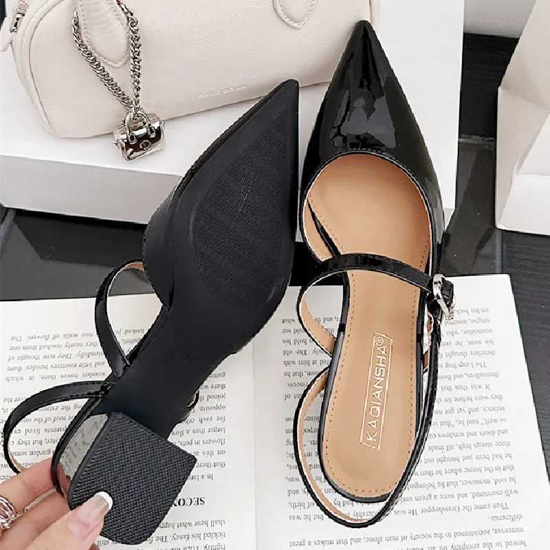 High Quality Patent Leather Buckle Women Sandals Pointed Toe Back Strap Slide Sandals Fashion Comfort hoof heels Designer Shoes Z251015