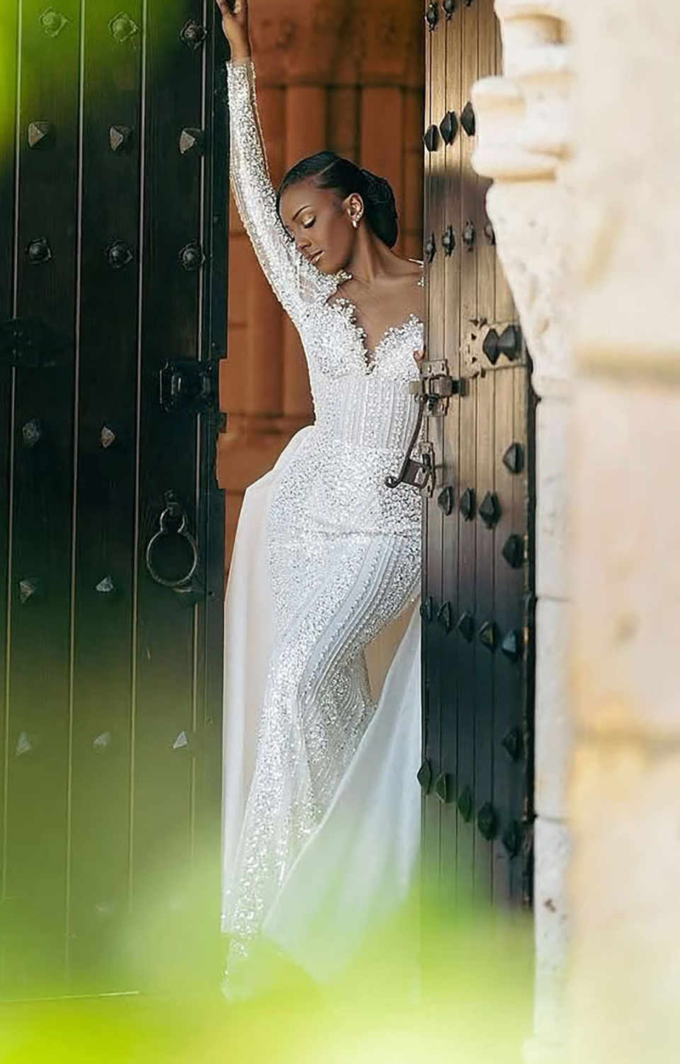 Classic Mermaid Wedding Dress V-Neck Bridal Gowns Shine Sequins Beads Bridal Dress 3D-Lace Vestina De Novia Plus Size Customized H252571
